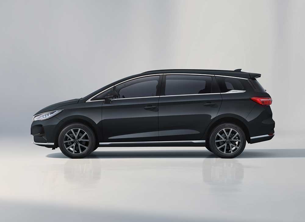 byd-m6-colors-pc-jul-2024-003.jpg
